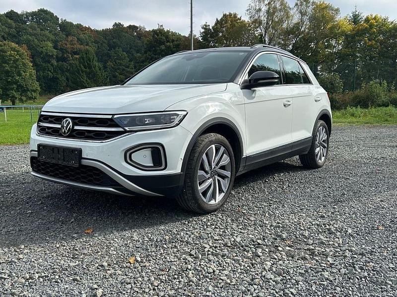 Weiß Gebraucht 2022 VW T-Roc Style SUV | 24.490 € (Guter Preis) - Bild 1/4