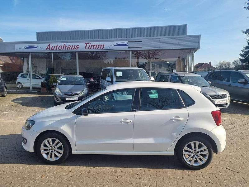 Gebraucht VW Polo Style 90 PS (66 kW) 2012 Weiß Kleinwagen