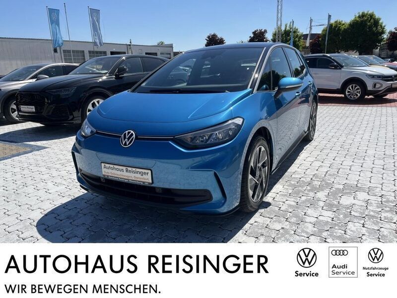 Costa azul (blau) Gebraucht 2024 VW ID.3 Pro Kleinwagen | 33.880 € (Etwas zu teuer) - Bild 1/4