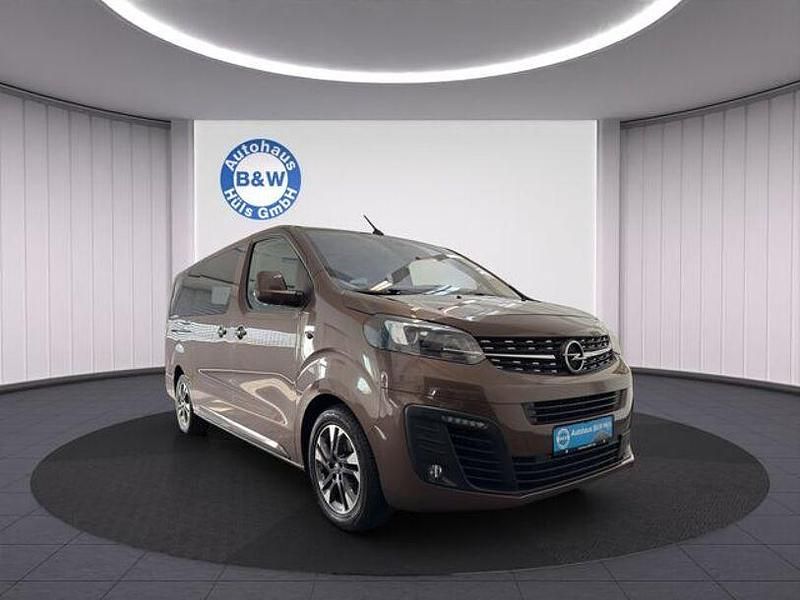 Braun Gebraucht 2021 Opel Zafira Life Edition Van / Kleinbus | 32.499 € (Guter Preis) - Bild 1/4