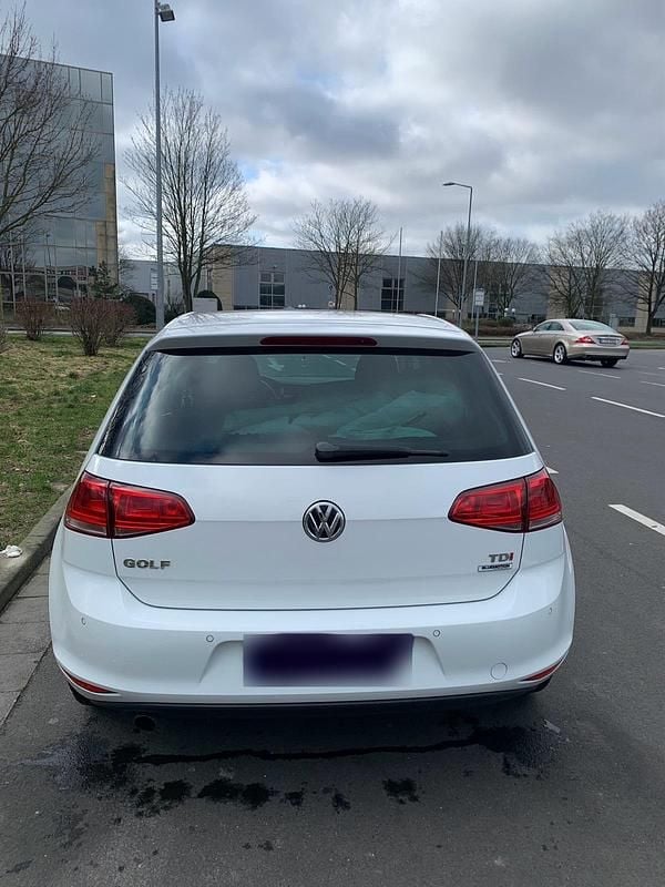 Gebraucht VW Golf VII 110 PS (80 kW) 2015 Grau Kleinwagen