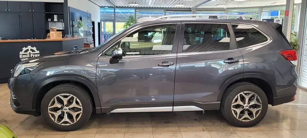 Gebraucht Subaru Forester Comfort 150 PS (110 kW) 2022 Grau SUV