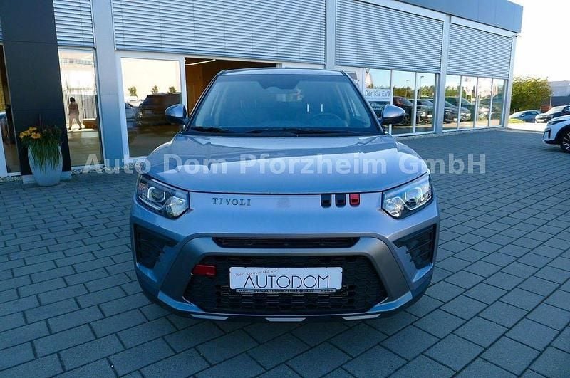 Neu SsangYong Tivoli 163 PS (119 kW) 2025 Iron metal met. SUV