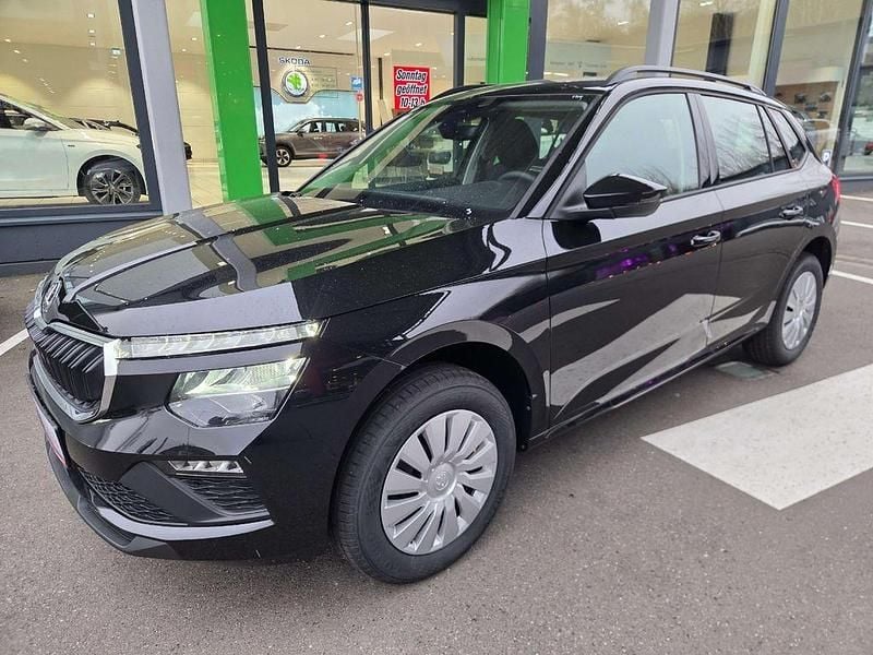 Neu Skoda Kamiq 95 PS (69 kW) 2026 Black (metallic) SUV