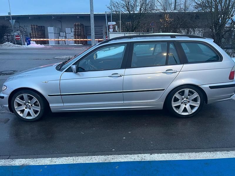 Gebraucht BMW 320 150 PS (110 kW) 2003 Silber Kombi