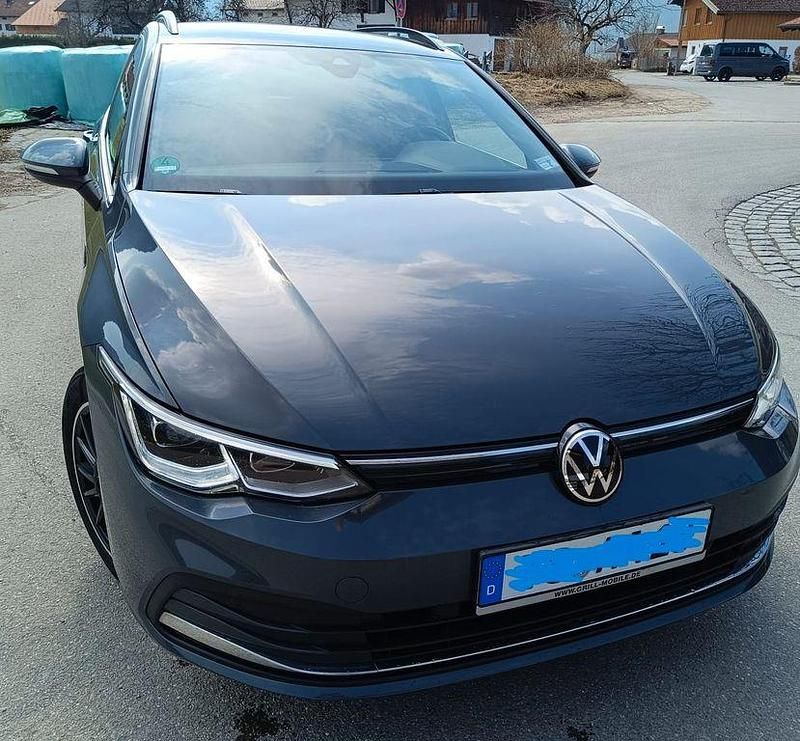 Gebraucht VW Golf VII Style 150 PS (110 kW) 2021 Grau Kleinwagen