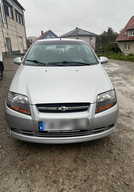 Silber Gebraucht 2006 Chevrolet Kalos Limousine | 900 € - Bild 1/4