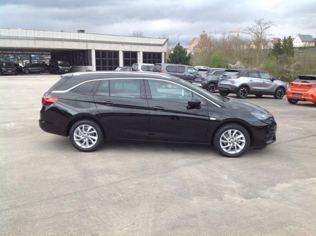 Gebraucht Opel Astra Elegance 131 PS (96 kW) 2021 Schwarz (onyx schwarz) Kombi