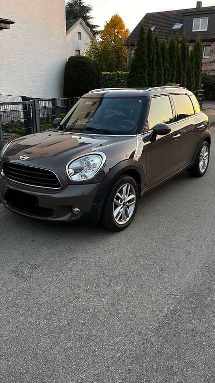 Schwarz Gebraucht 2010 Mini One Countryman SUV | 4.999 € (Fairer Preis) - Bild 1/4