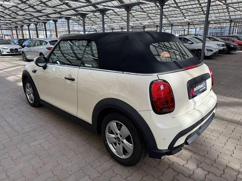 Gebraucht Mini ONE Classic 102 PS (75 kW) 2022 Weiß Kleinwagen
