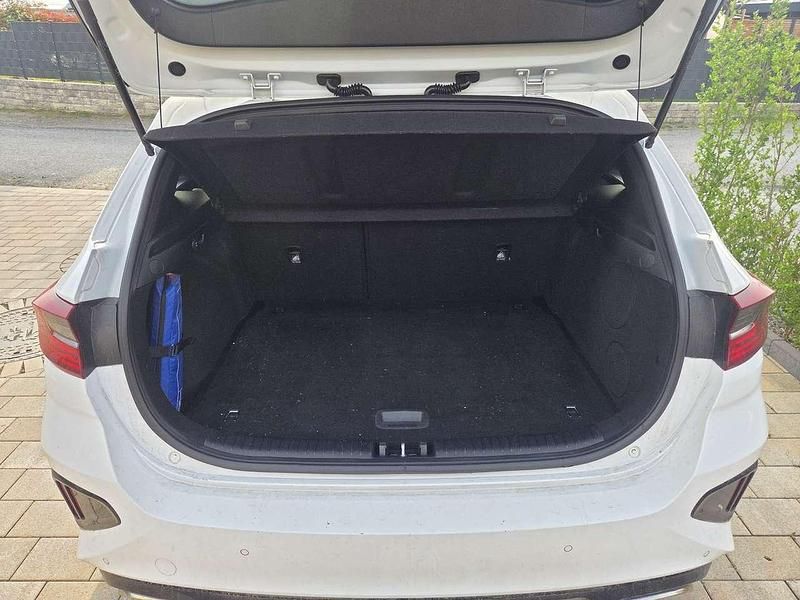 Gebraucht Kia Ceed GT GT 204 PS (150 kW) 2019 Weiß Limousine