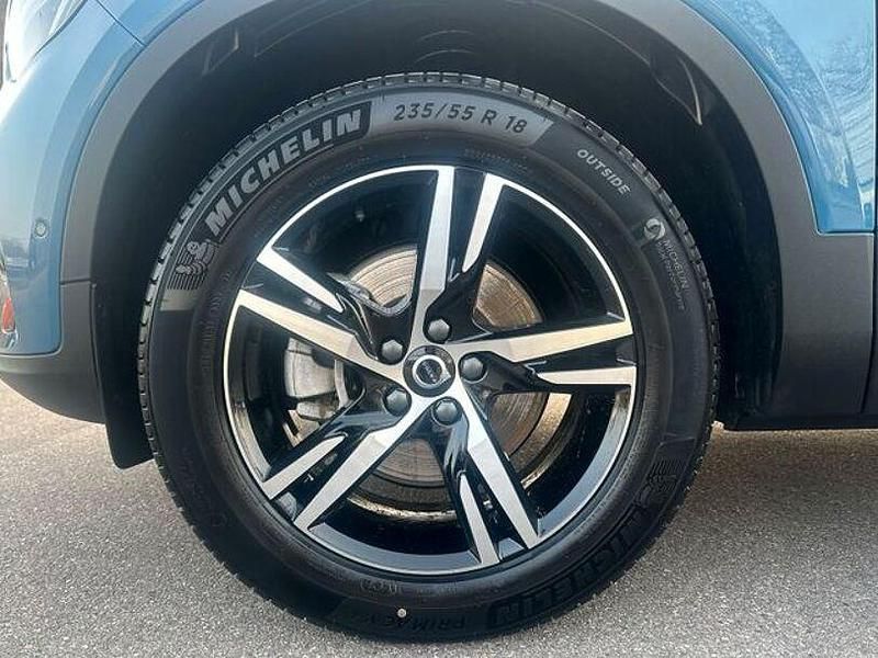 Gebraucht Volvo XC40 Plus 163 PS (119 kW) 2025 Fjord blue SUV