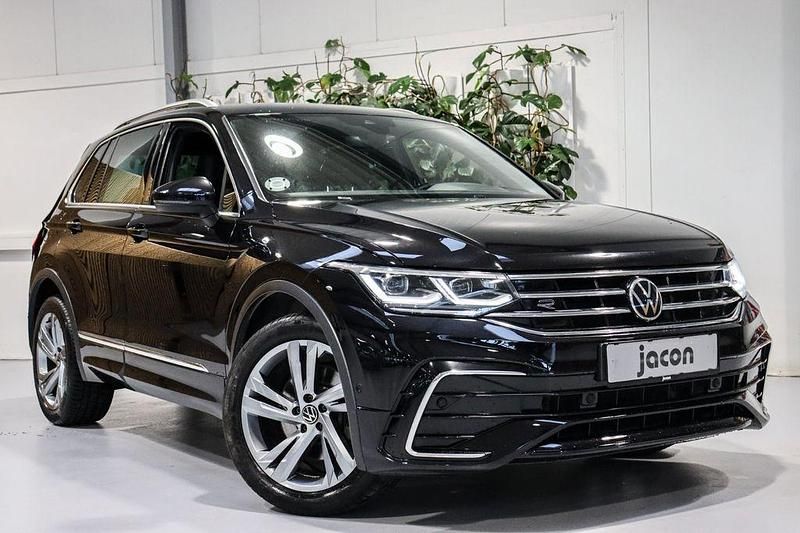 Schwarz Gebraucht 2021 VW Tiguan R-line SUV | 20.800 € (Superpreis) - Bild 1/4