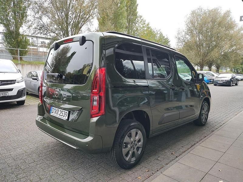 Gebraucht Opel Combo Life 102 PS (75 kW) 2025 Sirkka grün Van / Kleinbus