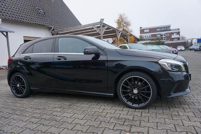 Gebraucht Mercedes A220 177 PS (130 kW) 2015 Schwarz Limousine