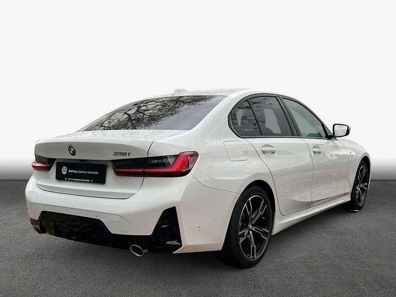 Neu BMW 318 Performance 156 PS (114 kW) 2026 Weiß Limousine