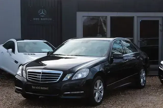 Second-hand Mercedes E350 265 CP (194 kW) 2010 Negru Berlinǎ