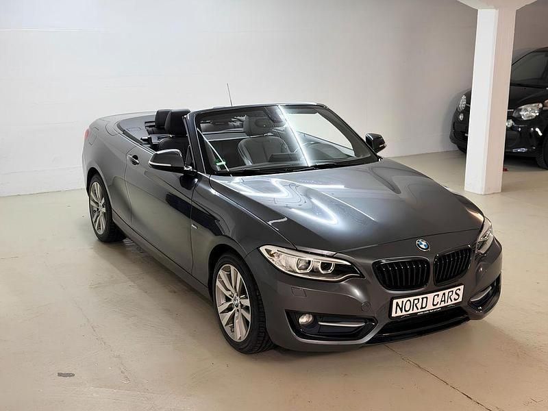 Gebraucht BMW 218 Sport Line 150 PS (110 kW) 2016 Grau Cabrio