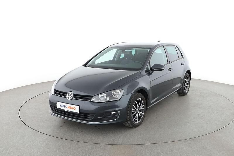 Grau Gebraucht 2016 VW Golf VII Allstar Limousine | 12.220 € (Fairer Preis) - Bild 1/3