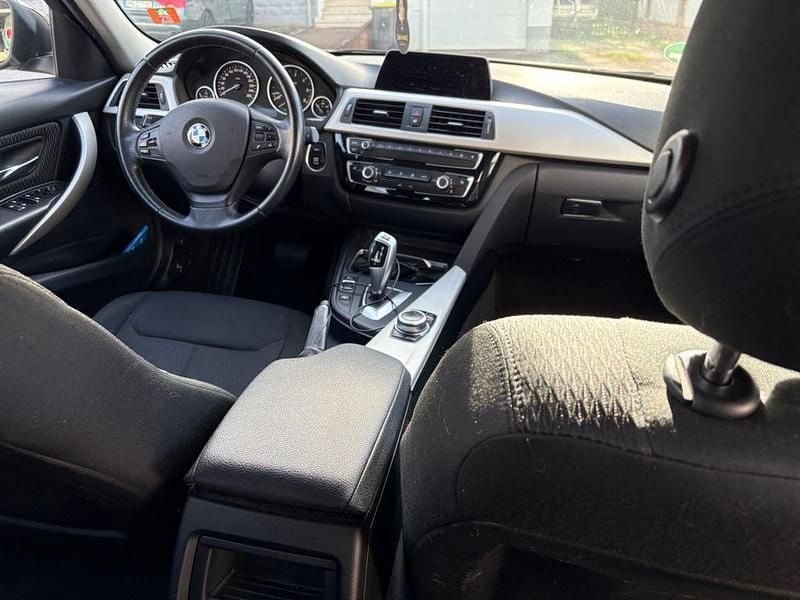 Second-hand BMW 320 190 CP (139 kW) 2018 Negru Break