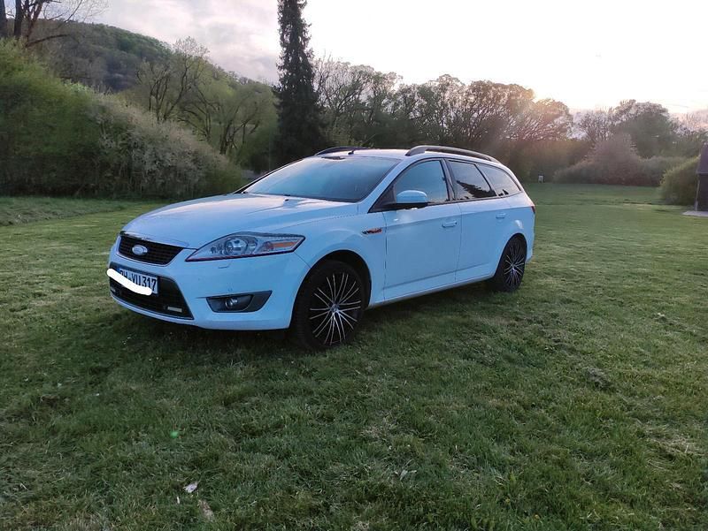 Gebraucht Ford Mondeo 127 PS (93 kW) 2009 Weiß Kombi
