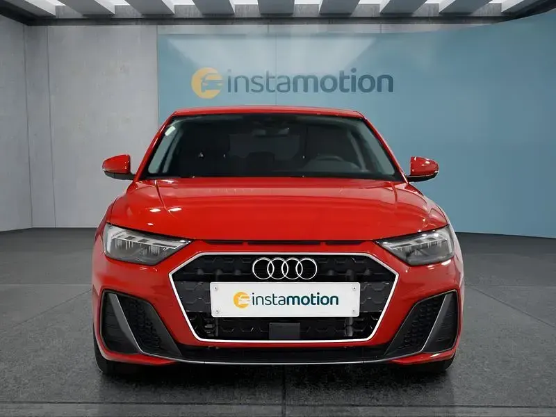 Gebraucht Audi A1 116 PS (85 kW) 2025 Rot SUV