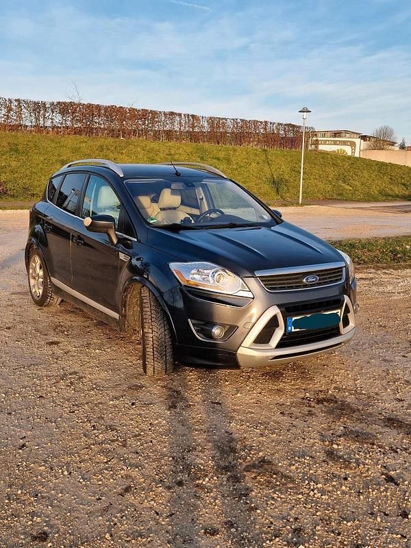 Gebraucht 2010 Ford Kuga Individual SUV | 6.300 € (Guter Preis) - Bild 1/4