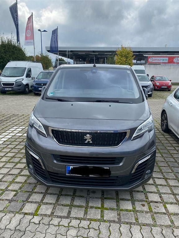 Gebraucht Peugeot Traveller Active 150 PS (110 kW) 2018 Grau Van / Kleinbus