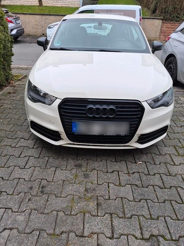 Weiß Gebraucht 2014 Audi A1 Kleinwagen | 6.999 € (Fairer Preis) - Bild 1/4