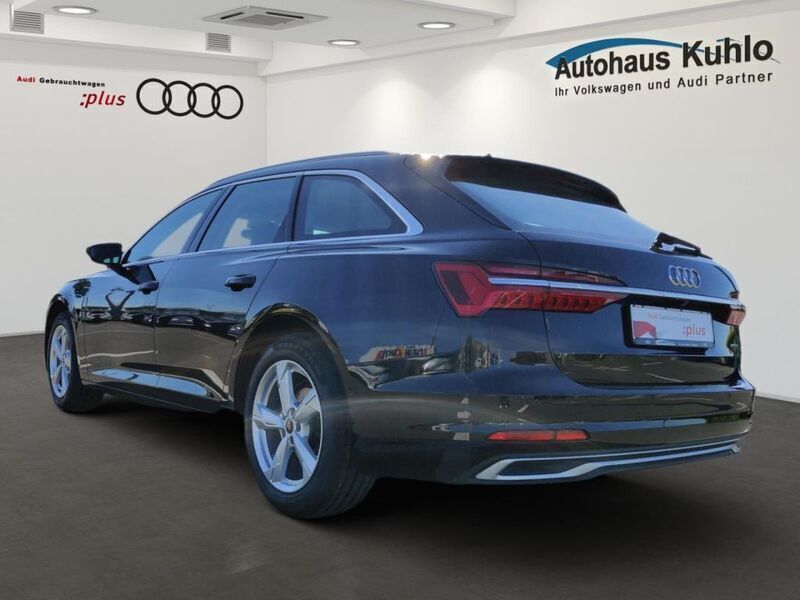Gebraucht Audi A6 Advanced Plus 204 PS (150 kW) 2024 Mythosschwarz metallic Kombi