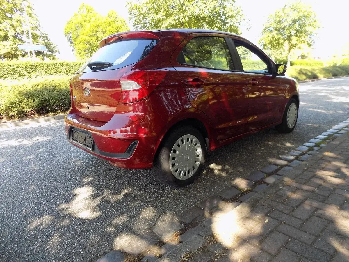 Gebraucht Ford Ka Plus Cool & Connect 86 PS (63 kW) 2019 Rot Kleinwagen