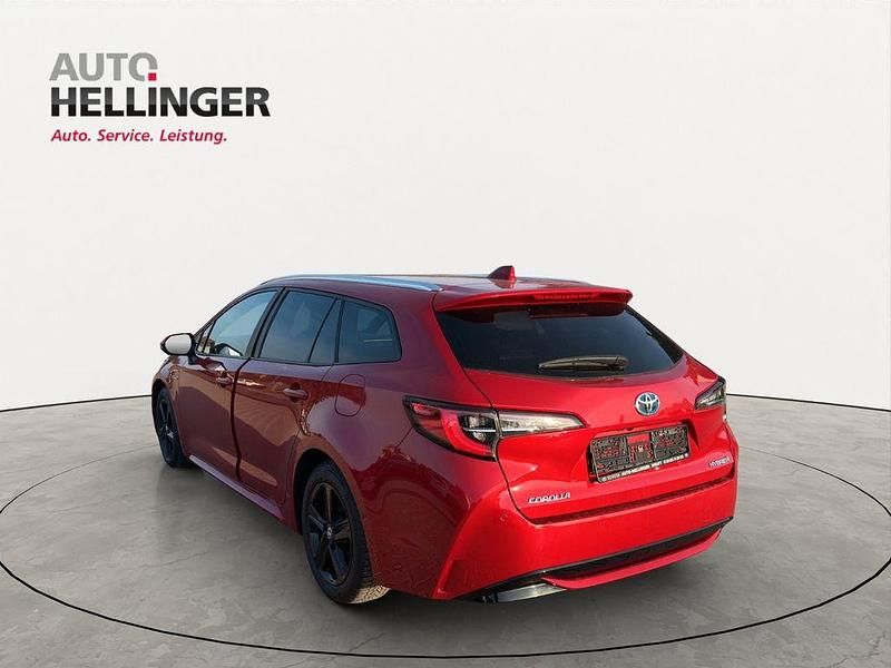 Gebraucht Toyota Corolla Team 184 PS (135 kW) 2021 Rot Limousine