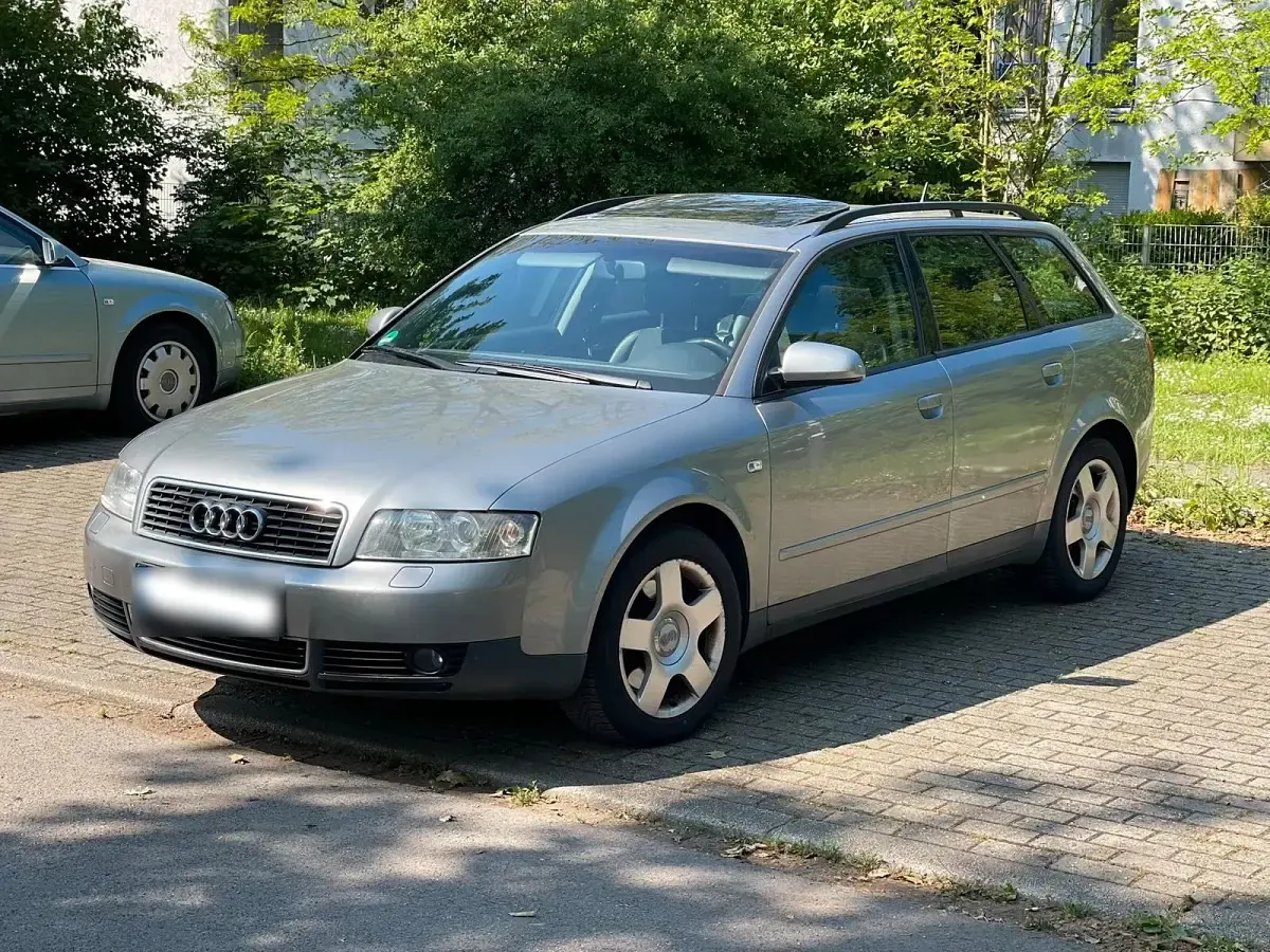 Gebraucht Audi A4 S-Line 155 PS (114 kW) 2003 Grau Kombi