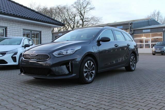 Gebraucht Kia Ceed 141 PS (103 kW) 2020 Andere farbe Kleinwagen