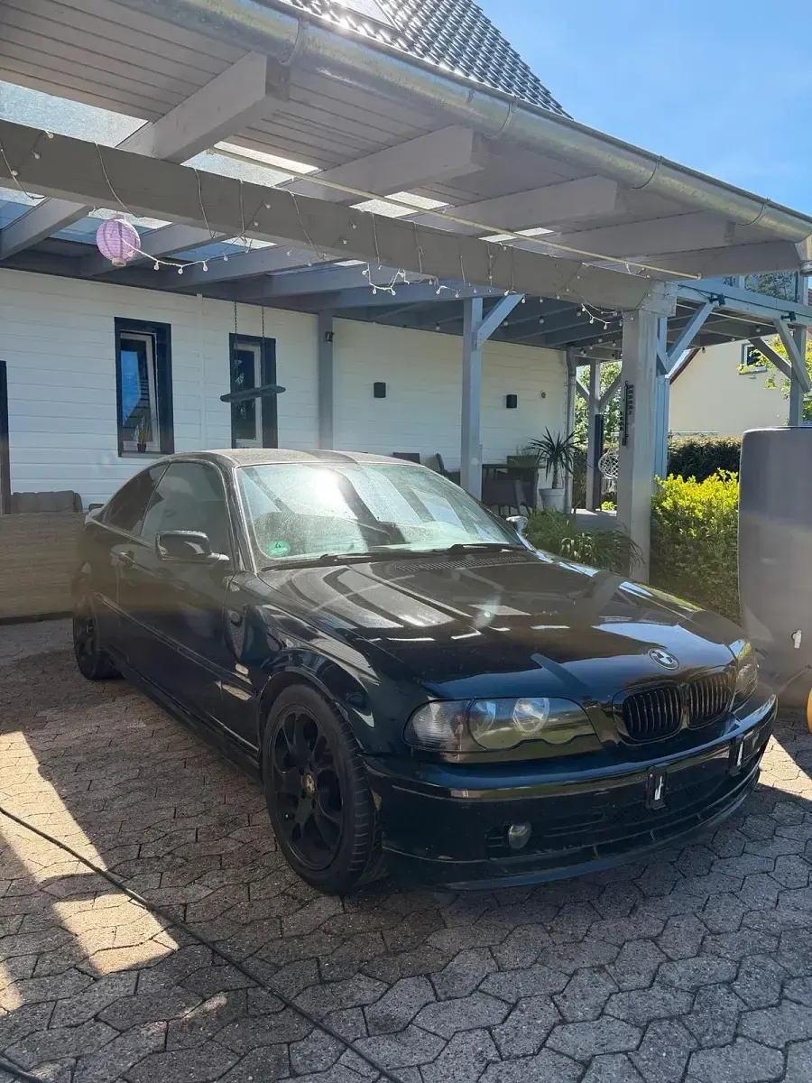 Gebraucht BMW 318 118 PS (86 kW) 2000 Schwarz Coupé