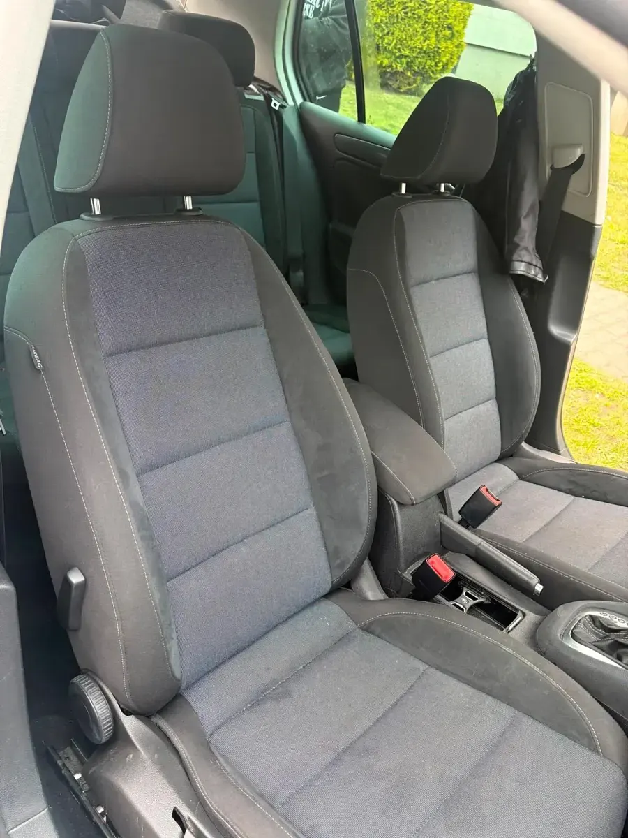 Gebraucht VW Golf VI 92 PS (67 kW) 2011 Weiß Kleinwagen