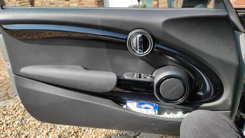 Gebraucht Mini Cooper 136 PS (100 kW) 2017 Grau Kleinwagen