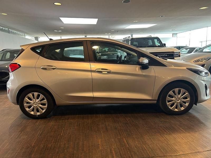 Gebraucht Ford Fiesta Cool & Connect 101 PS (74 kW) 2022 Silber Kleinwagen