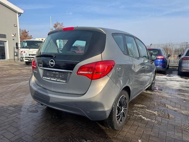 Gebraucht Opel Meriva Edition 101 PS (74 kW) 2010 Grau Van / Kleinbus