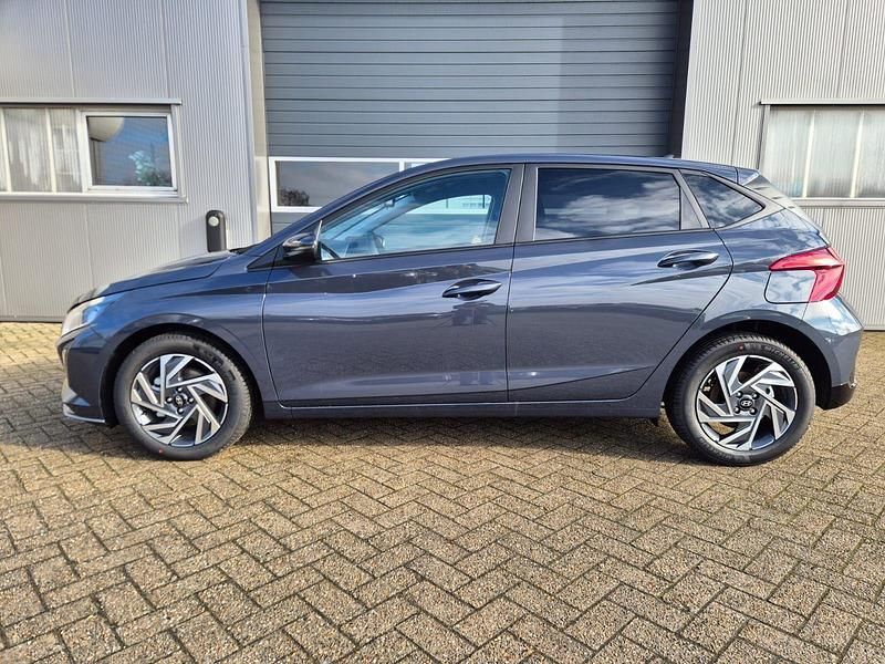 Neu Hyundai i20 Trend 90 PS (66 kW) 2026 Lumen grey Kleinwagen