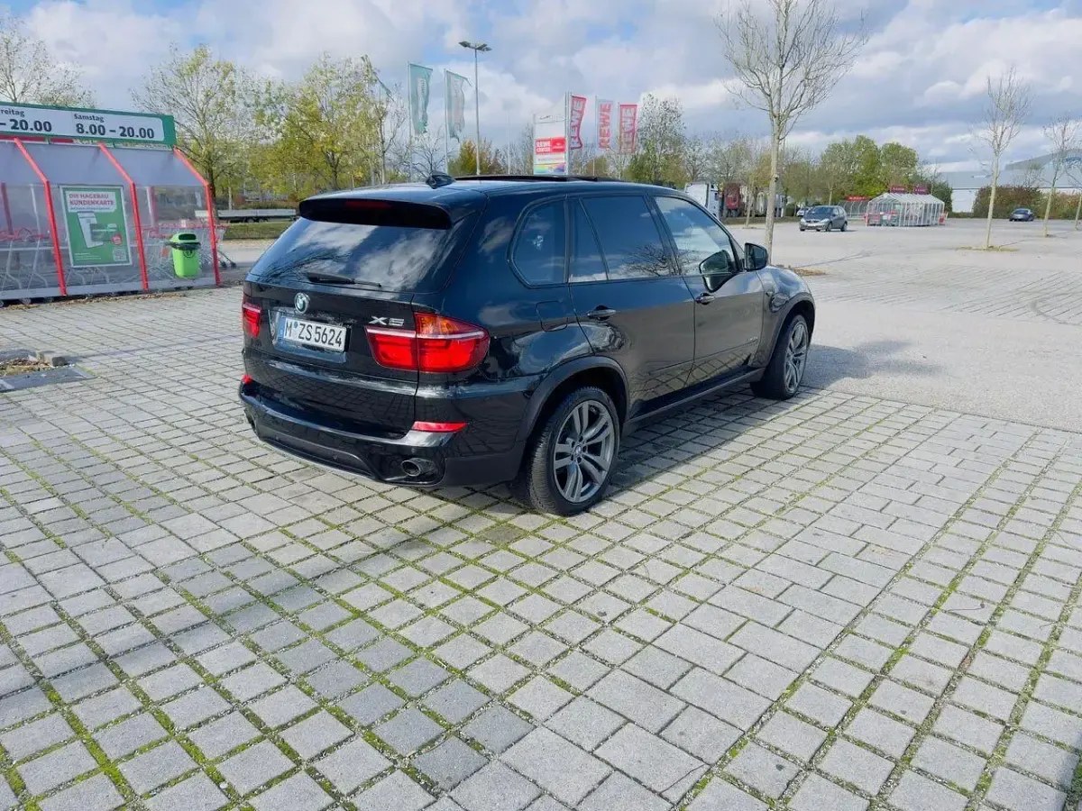 Gebraucht BMW X5 Sport Line 245 PS (180 kW) 2013 Schwarz SUV