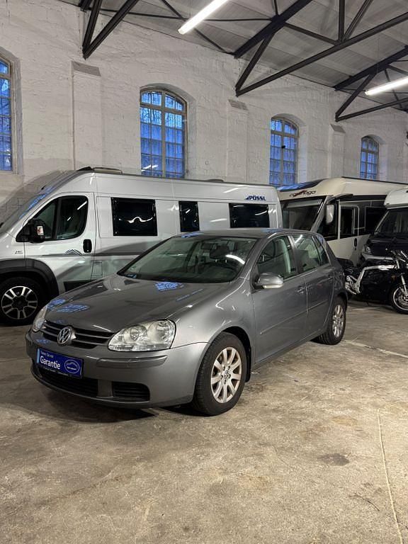 Grau Gebraucht 2005 VW Golf IV Trendline Limousine | 3.250 € (Etwas zu teuer) - Bild 1/4