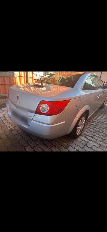 Gebraucht Renault Mégane Cabriolet 111 PS (81 kW) 2007 Silber Cabrio