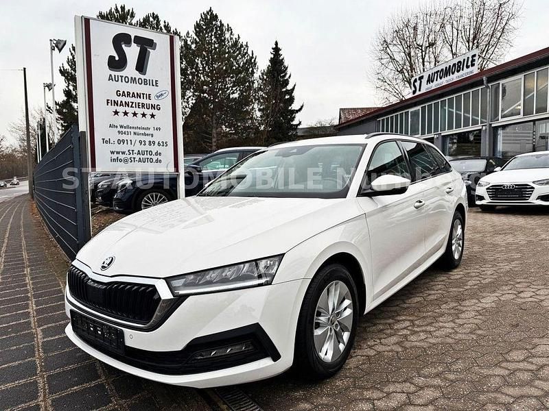 Candyweiss Gebraucht 2021 Skoda Octavia Ambition Kombi | 18.700 € (Fairer Preis) - Bild 1/4