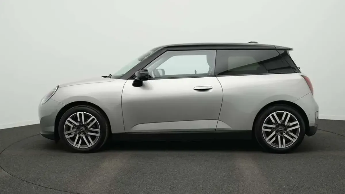 Gebraucht Mini Cooper Classic 135 kW (184 PS) 2025 Grau Kleinwagen