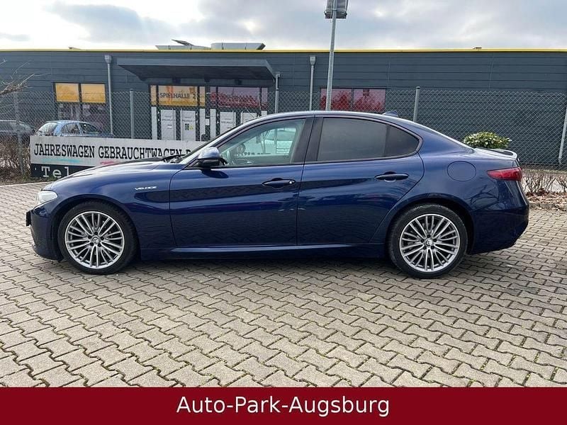 Gebraucht Alfa Romeo Giulia Veloce 209 PS (153 kW) 2017 Blau Limousine