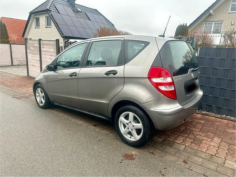 Gebraucht Mercedes A180 109 PS (80 kW) 2005 Grau Kleinwagen