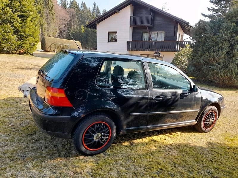 Gebraucht VW Golf III 75 PS (55 kW) 1999 Schwarz Limousine