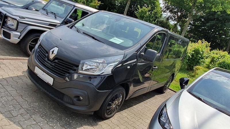 Gebraucht Renault Trafic Expression 121 PS (88 kW) 2019 Schwarz Van / Kleinbus