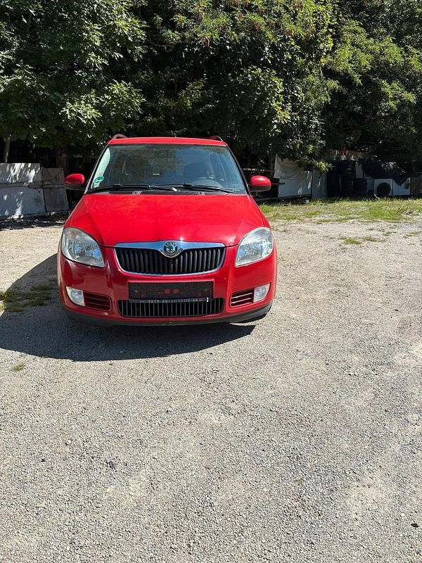 Rot Gebraucht 2009 Skoda Fabia Kombi | 1.400 € (Fairer Preis) - Bild 1/4